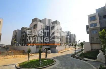 شقة - 2 غرف نوم - 2 حمامات للبيع في فيلدج جيت - المستثمرين الجنوبية - مدينة القاهرة الجديدة - القاهرة