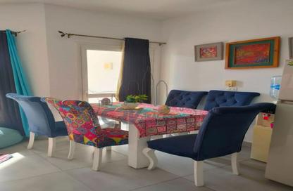 شاليه - 2 غرف نوم - 1 حمام للبيع في أمواج - سيدي عبد الرحمن - الساحل الشمالي شاليه - 2 غرف نوم - 1 حمام للبيع في أمواج - سيدي عبد الرحمن - الساحل الشمالي