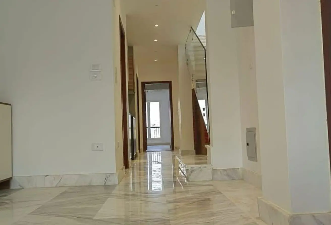 102068413 - Property Main Image