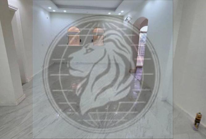 74042713 - Property Image 3