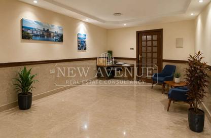Shop - Studio - 2 Bathrooms for rent in Mahmoud Bassiouny St. - Qasr El Nil - Downtown - Cairo