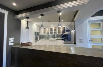 Apartment - 2 Bedrooms - 3 Bathrooms for sale in Cornish El Nile St. - Maadi - Hay El Maadi - Cairo