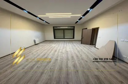 تاون هاوس - 3 غرف نوم - 4 حمامات للايجار في ديستريكت 5 - كمبوندات التجمع الخامس - التجمع الخامس - مدينة القاهرة الجديدة - القاهرة