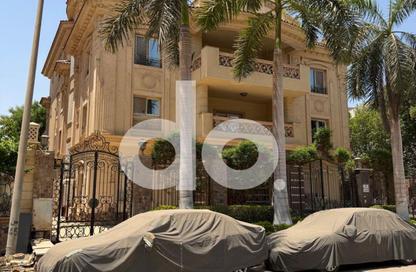 فيلا - 8 غرف نوم - 8 حمامات للبيع في شارع المشير احمد اسماعيل - مدينة العبور - الحي السابع - مدينة العبور - القليوبية