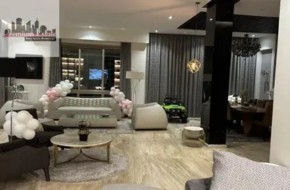 فيلا - 3 غرف نوم - 5 حمامات للبيع في الجريا - كمبوندات الشيخ زايد - الشيخ زايد - الجيزة