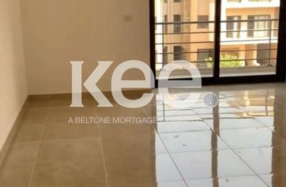 Apartment - 3 Bedrooms - 2 Bathrooms for sale in Villa Square - Fifth Square - The 5th Settlement - New Cairo City - Cairo