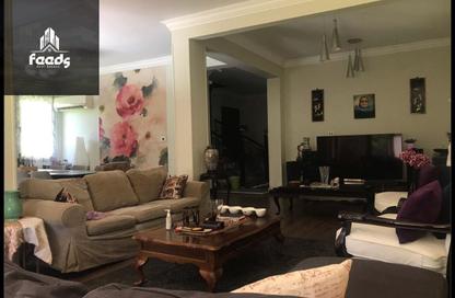 Villa - 3 Bedrooms - 5 Bathrooms for sale in Mivida - 5th Settlement Compounds - The 5th Settlement - New Cairo City - Cairo