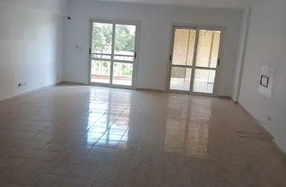 Apartment - 3 Bedrooms - 3 Bathrooms for rent in Madinaty - Cairo