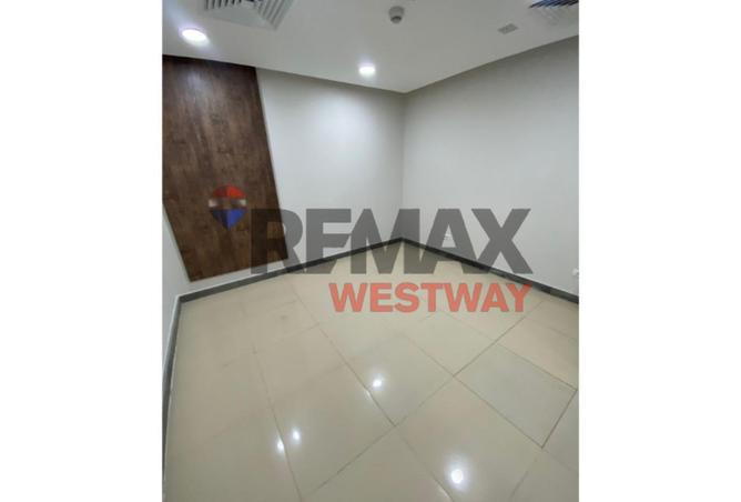71904533 - Property Image 3