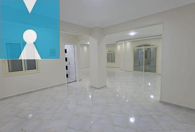 89247325 - صورة العقار 2