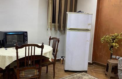 Apartment - 2 Bedrooms - 1 Bathroom for rent in Street 9 - Maadi - Hay El Maadi - Cairo