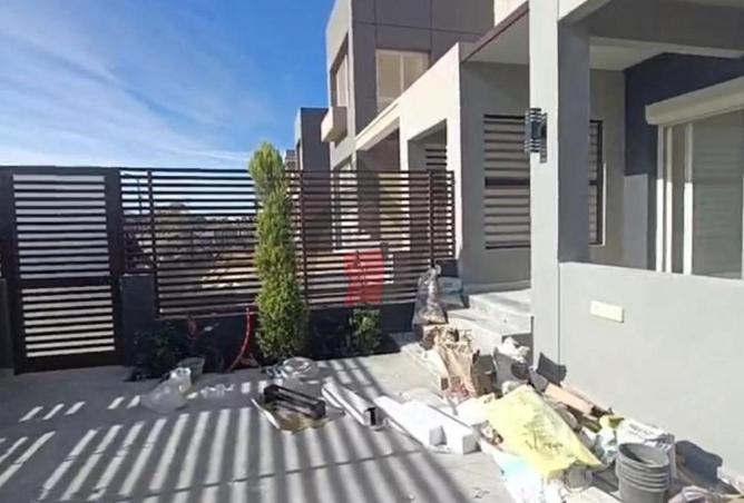 70103235 - صورة العقار 3