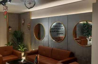 مساحات مكتبية - 3 غرف نوم - 2 حمامات للبيع في ذا بورتال - بيفرلي هيلز - كمبوندات الشيخ زايد - الشيخ زايد - الجيزة