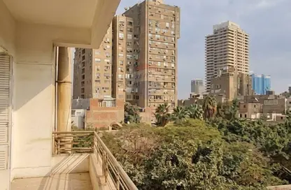 Apartment - 2 Bedrooms - 2 Bathrooms for rent in Bahgat Ali St. (Ebn Al Nabeh) - Zamalek - Cairo