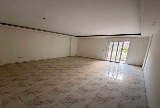 8561928 - Property Image 3