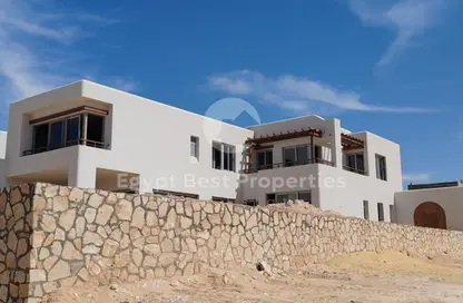 منزل مزدوج - 5 غرف نوم - 6 حمامات للبيع في هاسيندا حنيش - قسم مرسي مطروح - الساحل الشمالي