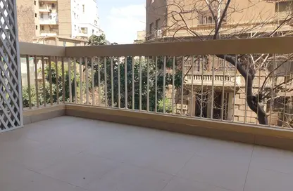 شقة - 3 غرف نوم - 2 حمامات للايجار في شارع الجزيره - الزمالك - القاهرة