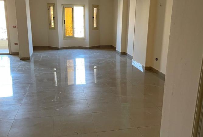 99118372 - Property Image 2