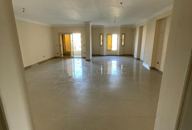 99118372 - Property Image 3
