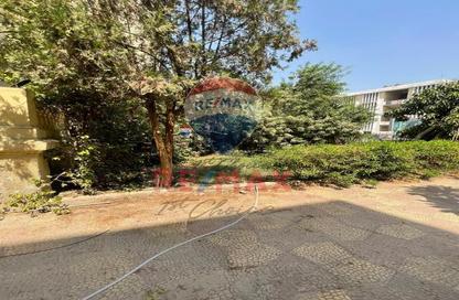Whole Building - 4 Bedrooms - 4 Bathrooms for sale in Hassan Sadek St. - El Korba - Heliopolis - Masr El Gedida - Cairo