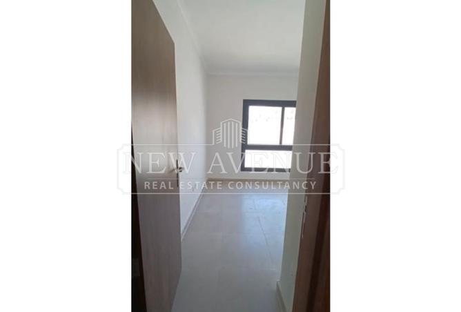 99387178 - Property Image 3
