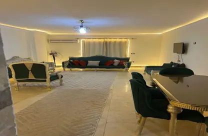 شقة - 3 غرف نوم - 2 حمامات للايجار في شارع احمد فخري - المنطقة السادسة - مدينة نصر - القاهرة