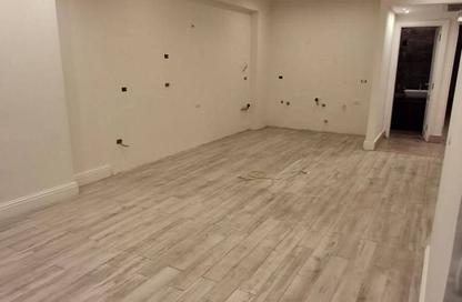 Apartment - 2 Bedrooms - 1 Bathroom for rent in Mohamed Naguib Axis - Abou El Houl - New Cairo City - Cairo