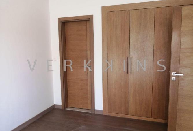 70630967 - صورة العقار 2