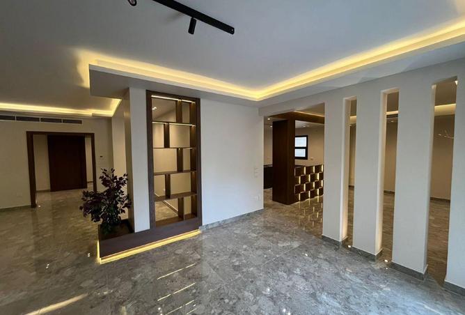 8721732 - Property Image 2