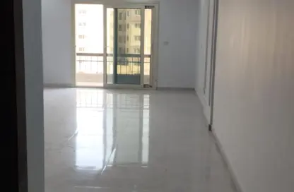 Apartment - 3 Bedrooms - 2 Bathrooms for rent in Mohamed Naguib Axis - Abou El Houl - New Cairo City - Cairo