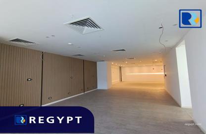 مساحات مكتبية - استوديو - 3 حمامات للايجار في فى90 - شارع التسعين الشمالي - التجمع الخامس - مدينة القاهرة الجديدة - القاهرة
