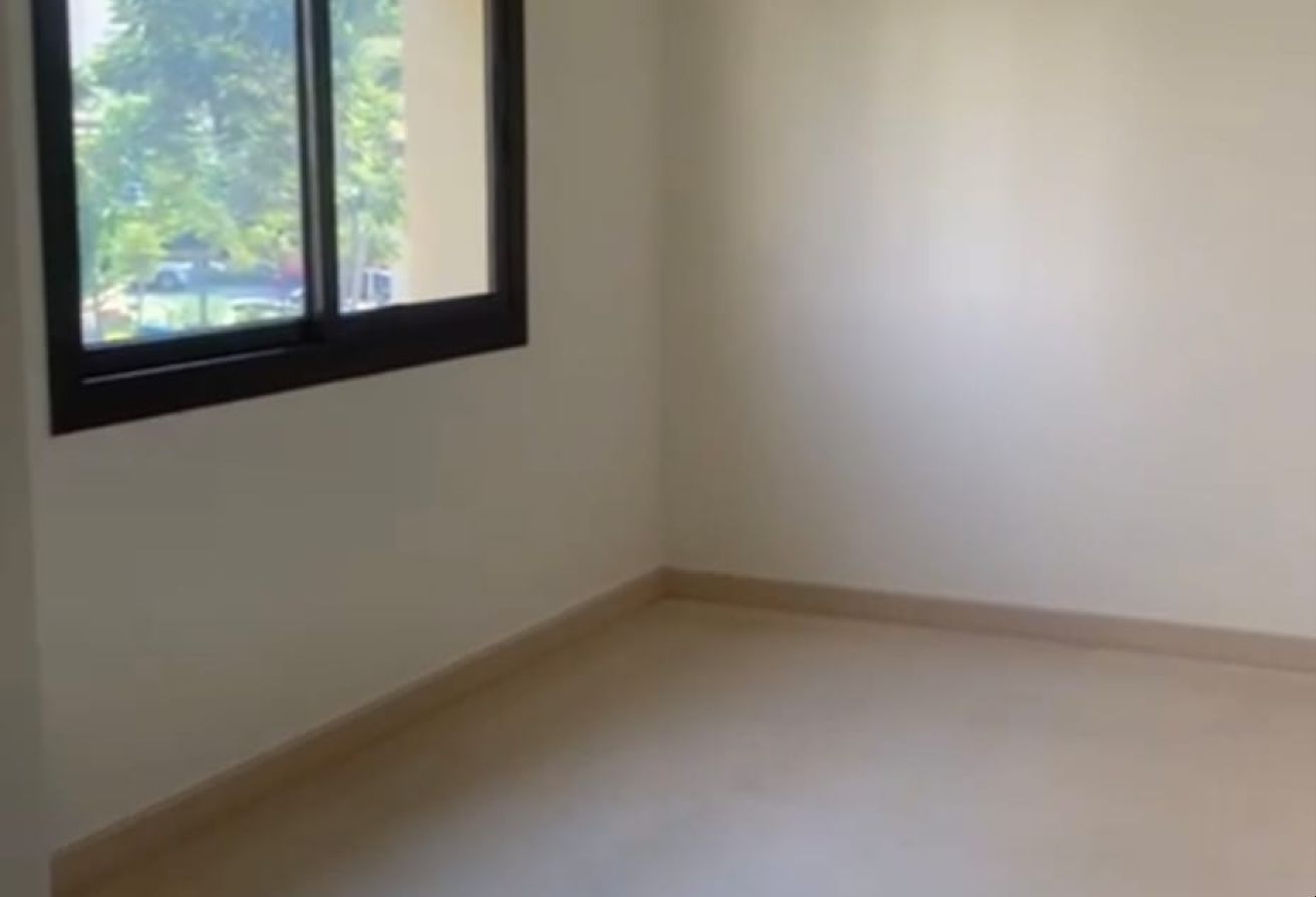 Apartment 2 BR For Sale In Mivida Prime Location thumbnail