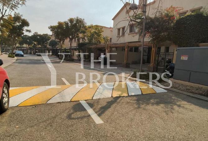 54233100 - Property Image 3