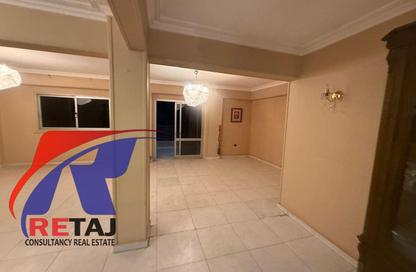 Apartment - 3 Bedrooms - 2 Bathrooms for sale in Makram Ebeid St. - 6th Zone - Nasr City - Cairo