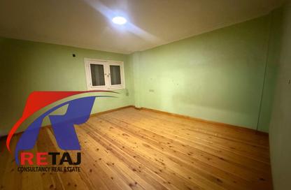 Apartment - 3 Bedrooms - 2 Bathrooms for sale in Makram Ebeid St. - 6th Zone - Nasr City - Cairo