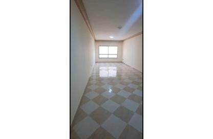 Apartment - 3 - 1 for sale in Samir Abdel Raouf St. - 8th Zone - Nasr City - Cairo