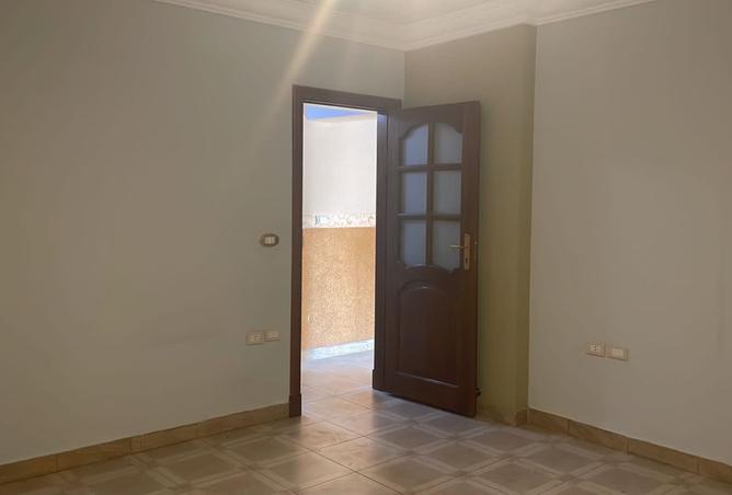 98005193 - Property Image 2