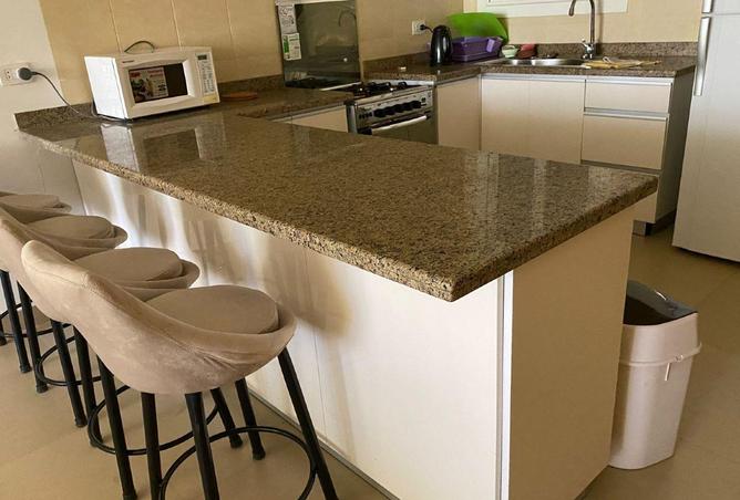 8610419 - Property Image 2