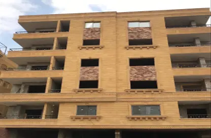 Apartment - 3 Bedrooms - 2 Bathrooms for sale in Gate 4 - Mena - Hadayek El Ahram - Giza