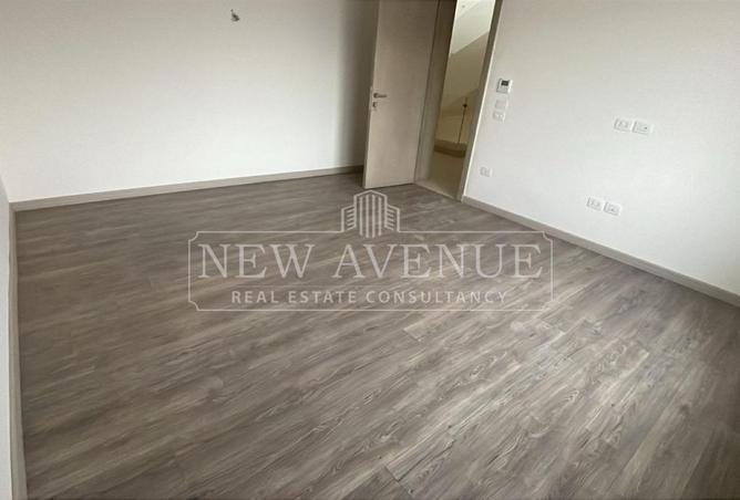 99107931 - Property Image 3