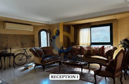 Apartment - 4 Bedrooms - 3 Bathrooms for sale in Street 256 - Maadi - Hay El Maadi - Cairo