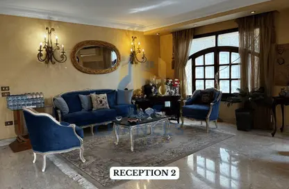 Apartment - 4 Bedrooms - 3 Bathrooms for sale in Street 256 - Maadi - Hay El Maadi - Cairo