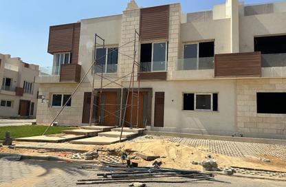Townhouse - 4 Bedrooms - 5 Bathrooms for sale in Azzar 2 - 5th Settlement Compounds - The 5th Settlement - New Cairo City - Cairo