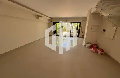 Apartment - 3 Bedrooms - 3 Bathrooms for rent in Hyde Park Central - The 6th Settlement - New Cairo City - Cairo