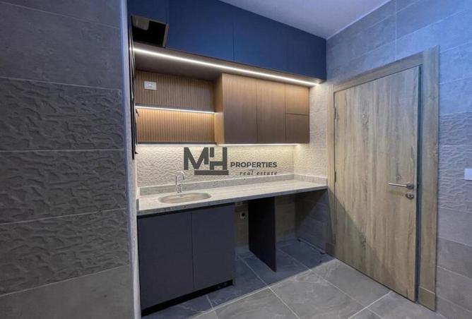 97993952 - Property Image 3