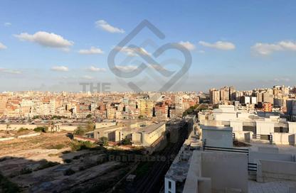 شقة - 3 - 2 للبيع في شارع مدرسة الريادة - سموحة - حي شرق - الاسكندرية شقة - 3 - 2 للبيع في شارع مدرسة الريادة - سموحة - حي شرق - الاسكندرية