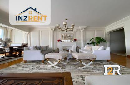 Roof - 4 Bedrooms - 3 Bathrooms for sale in Sarayat Al Maadi - Hay El Maadi - Cairo