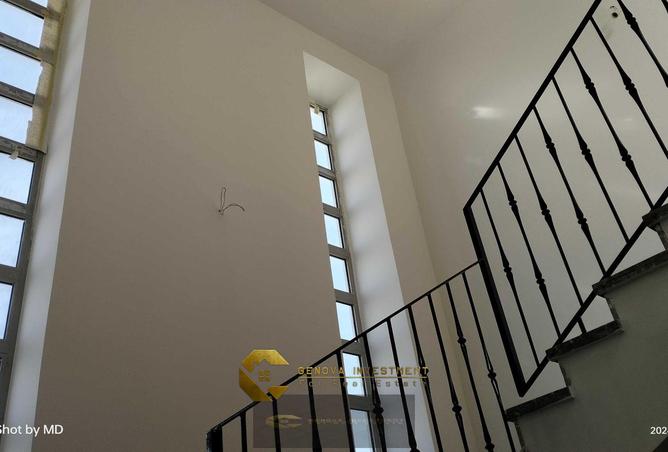 93261322 - Property Image 2