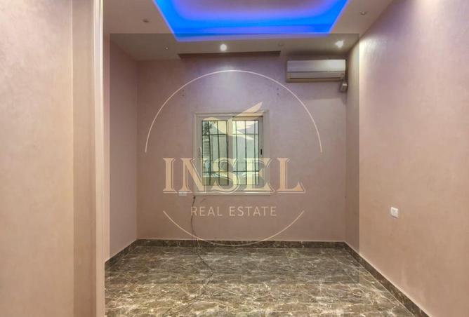 8582201 - Property Image 2