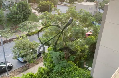 Apartment - 2 Bedrooms - 2 Bathrooms for sale in Palm Hills Village Gate - South Investors Area - New Cairo City - Cairo